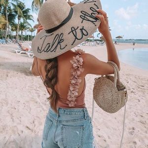 PETITE ALICE - CREAM WOVEN